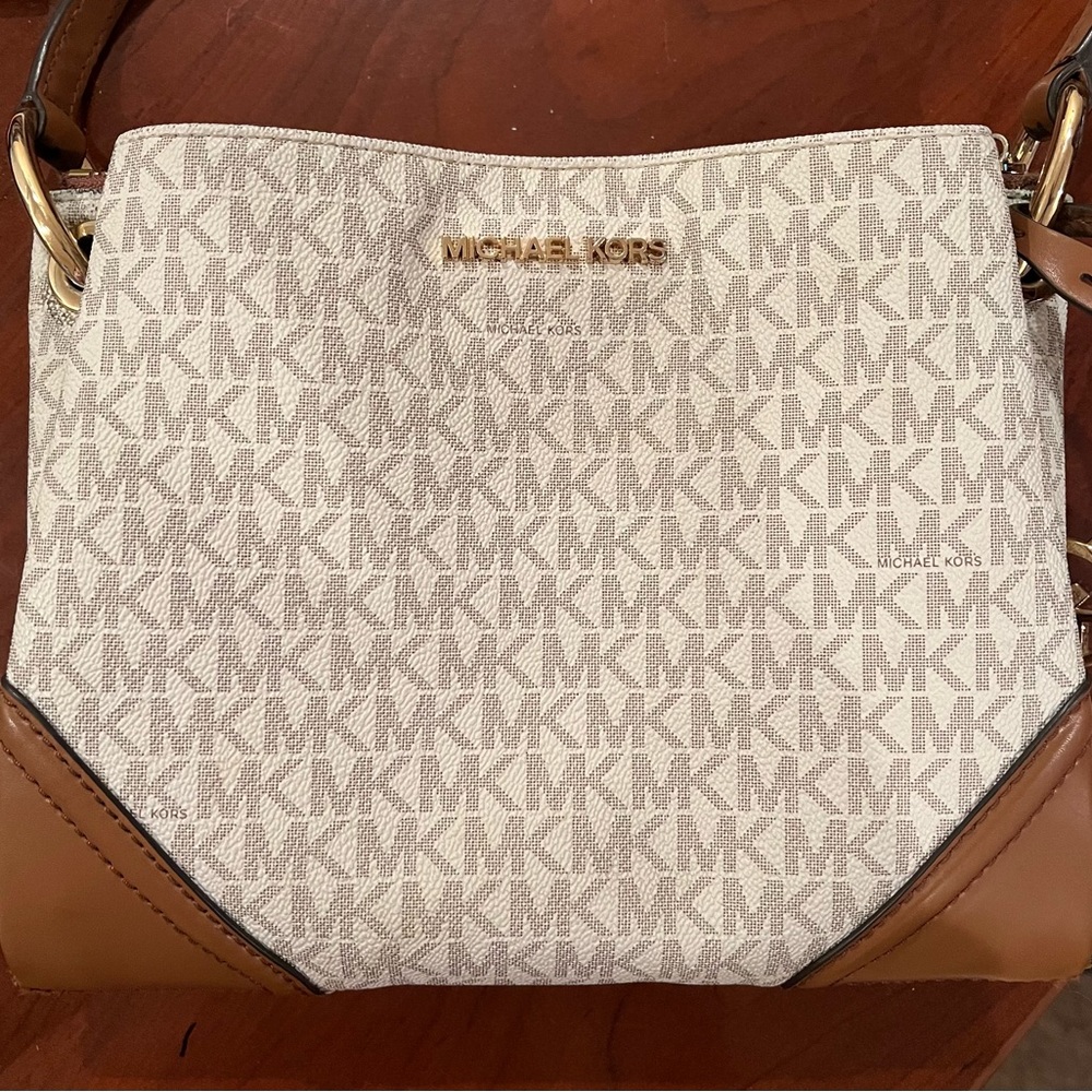 Michael Kors Nicole Crossbody Bag